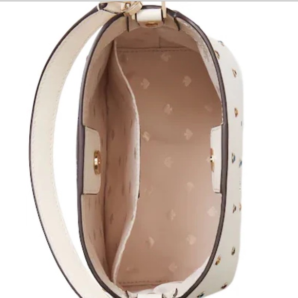 Kate Spade New York • DARCY SMALL BUCKET - Picture 4 of 16